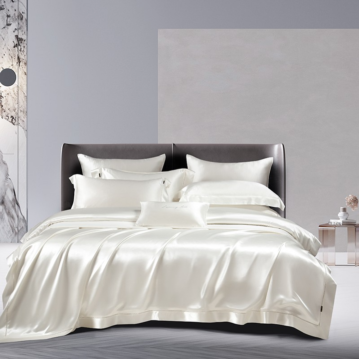Luxury Mulberry Silk Duvet Cover Set in Pearl White (25 Momme)
