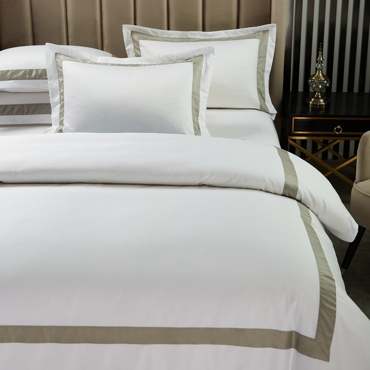 White Hotel Egyptian Cotton Duvet Cover Set (600TC)