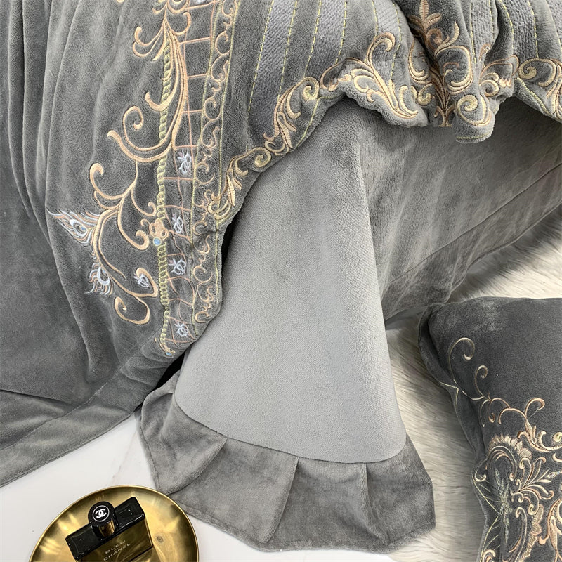 Luxury Velvet Fleece Duvet Cover Set in Soft Grey