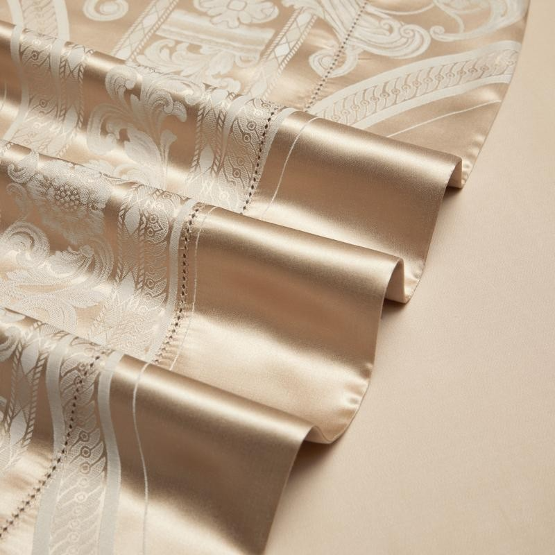 Luxury Mulberry Silk Duvet Cover Set in Champagne Gold (22 Momme)