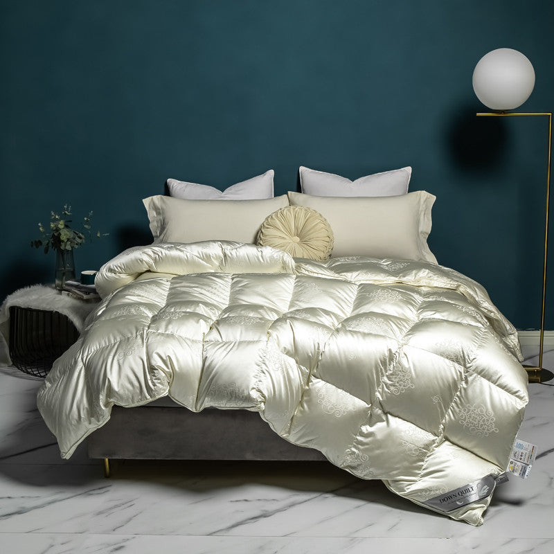 Luxury Goose Down Comforter with Jacquard Satin Shell